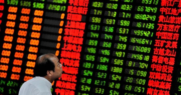 Chinese stocks up more than 1% as yuan rises